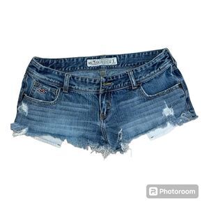 Hollister cut off shorts